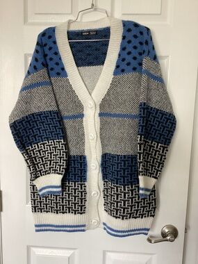 SHEIN Blue and Cream Knit Cardigan